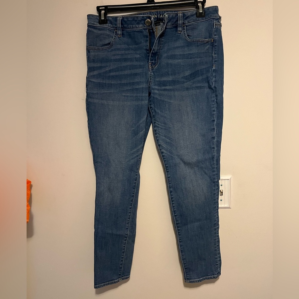 American Eagle Outfitters Women's Skinny Jeans - Medium Blue Wash